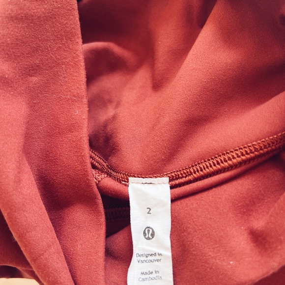 Lululemon HR Align Legging 25" with pockets - Picture 3 of 3